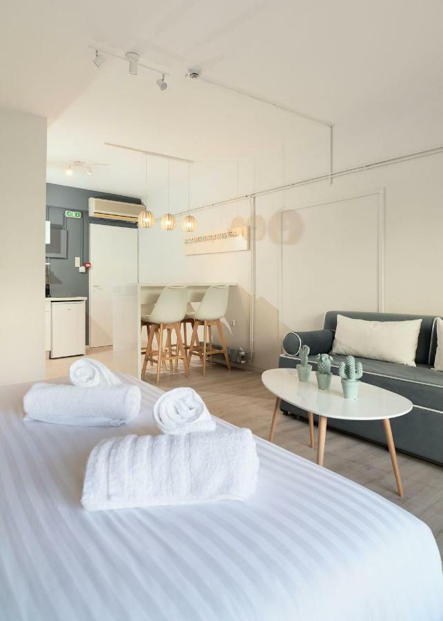 Apartment Plaka Heart